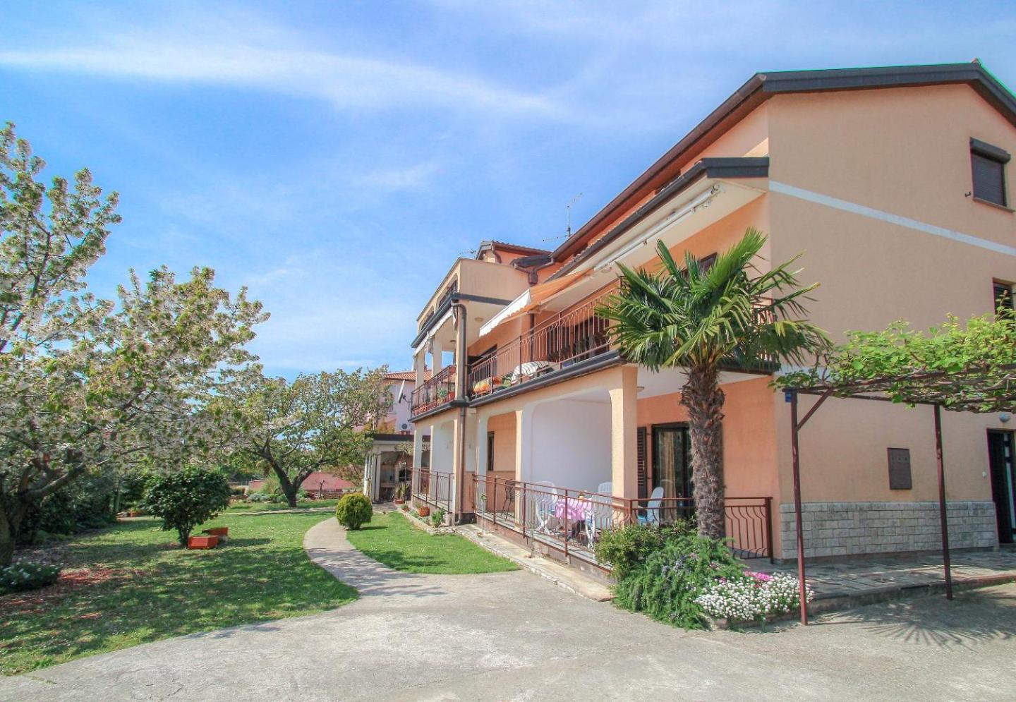 Apartments Maria Novigrad Istria Extérieur photo